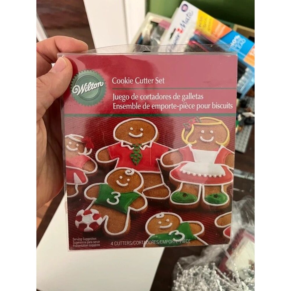 Wilton Gingerbread Family Cookie Cutter Set